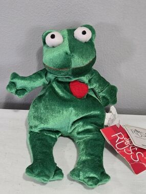 Russ Berrie Wishlings Flip Frog Plush Green Red Heart Bean Bag Stuffed Animal